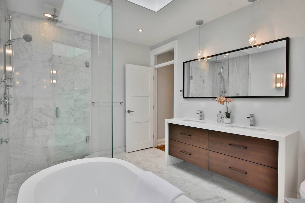 Adjustable Bi-Fold Shower Door: The Space-Saving Hero Your Bathroom Deserves