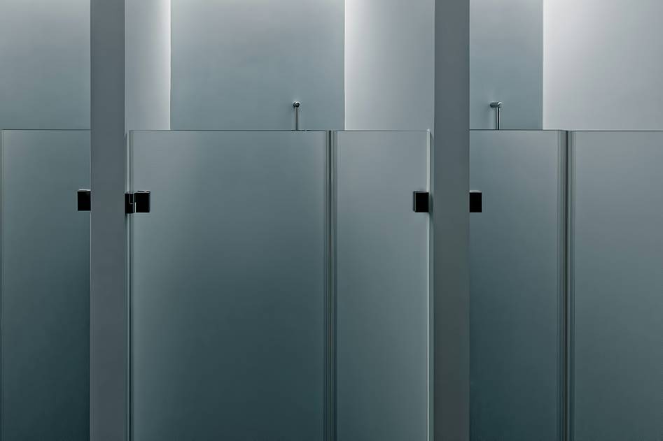 Homepage for Home Improvement Bathroom Fixtures & Accessories bi-fold shower doors