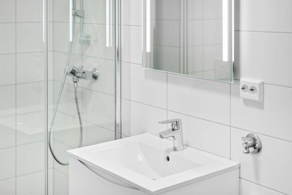 Space Saving Fold Shower Door Bi: The Smart Fix for Cramped Bathrooms